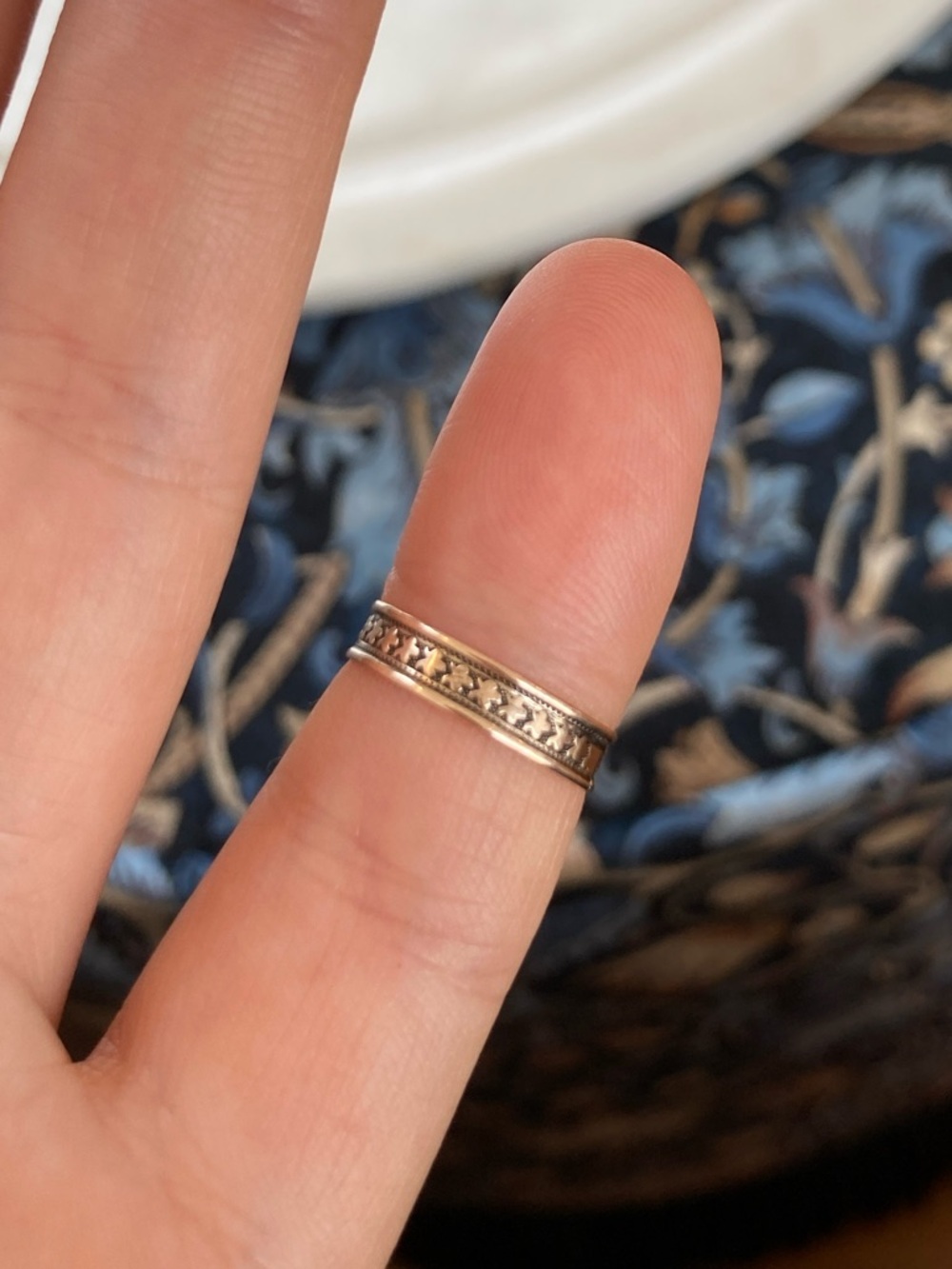 Antique Engraved Band Ring w/Flaw, Gold-Filled/Solid Gold, Tiny Size